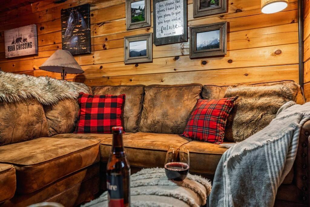 Lazy Fox Hideout Sevierville Exterior foto