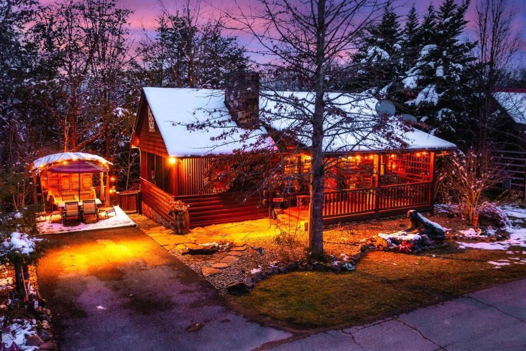 Lazy Fox Hideout Sevierville Exterior foto