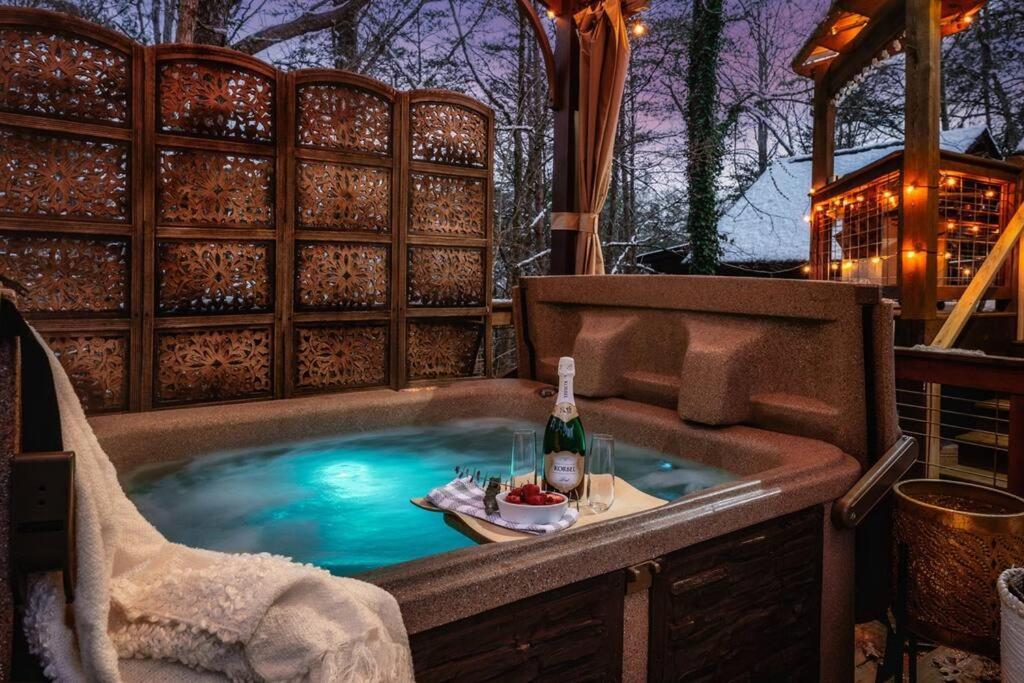 Lazy Fox Hideout Sevierville Exterior foto