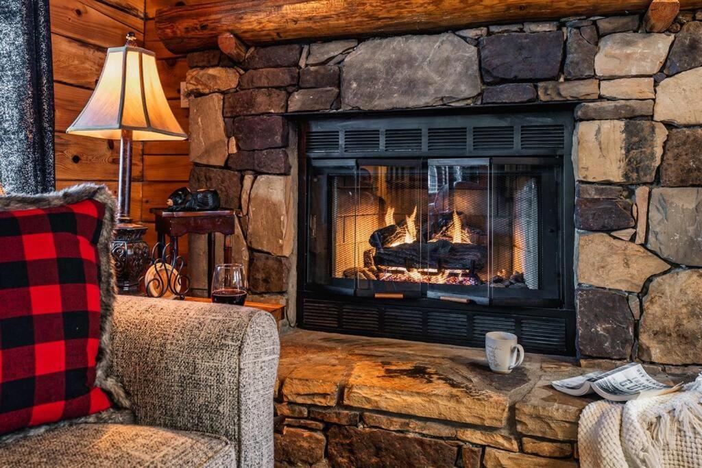 Lazy Fox Hideout Sevierville Exterior foto