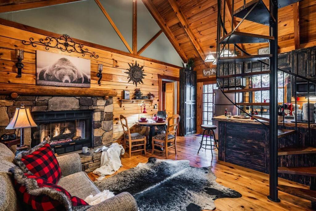 Lazy Fox Hideout Sevierville Exterior foto