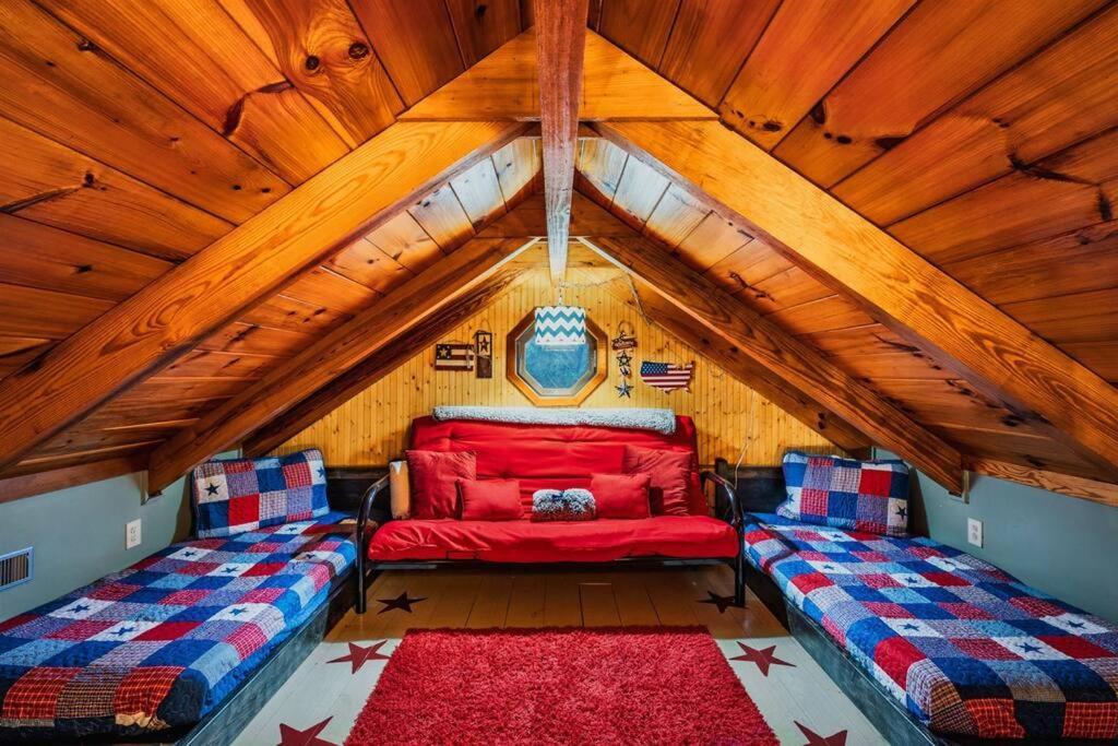Lazy Fox Hideout Sevierville Exterior foto